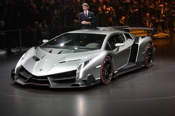 Суперкар Lamborghini Veneno Женевский автосалон 2013